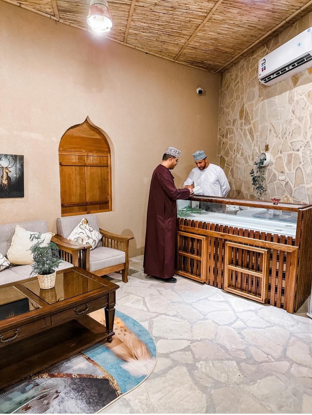 Alaqur View Inn نزل واجهة العقر Nizwa Exteriör bild